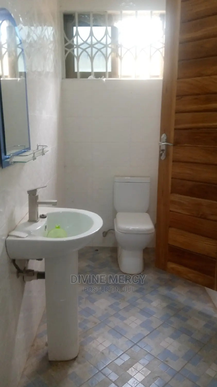Furnished 3bdrm Apartment in Divine Mercy Agency, Kasoa for rent