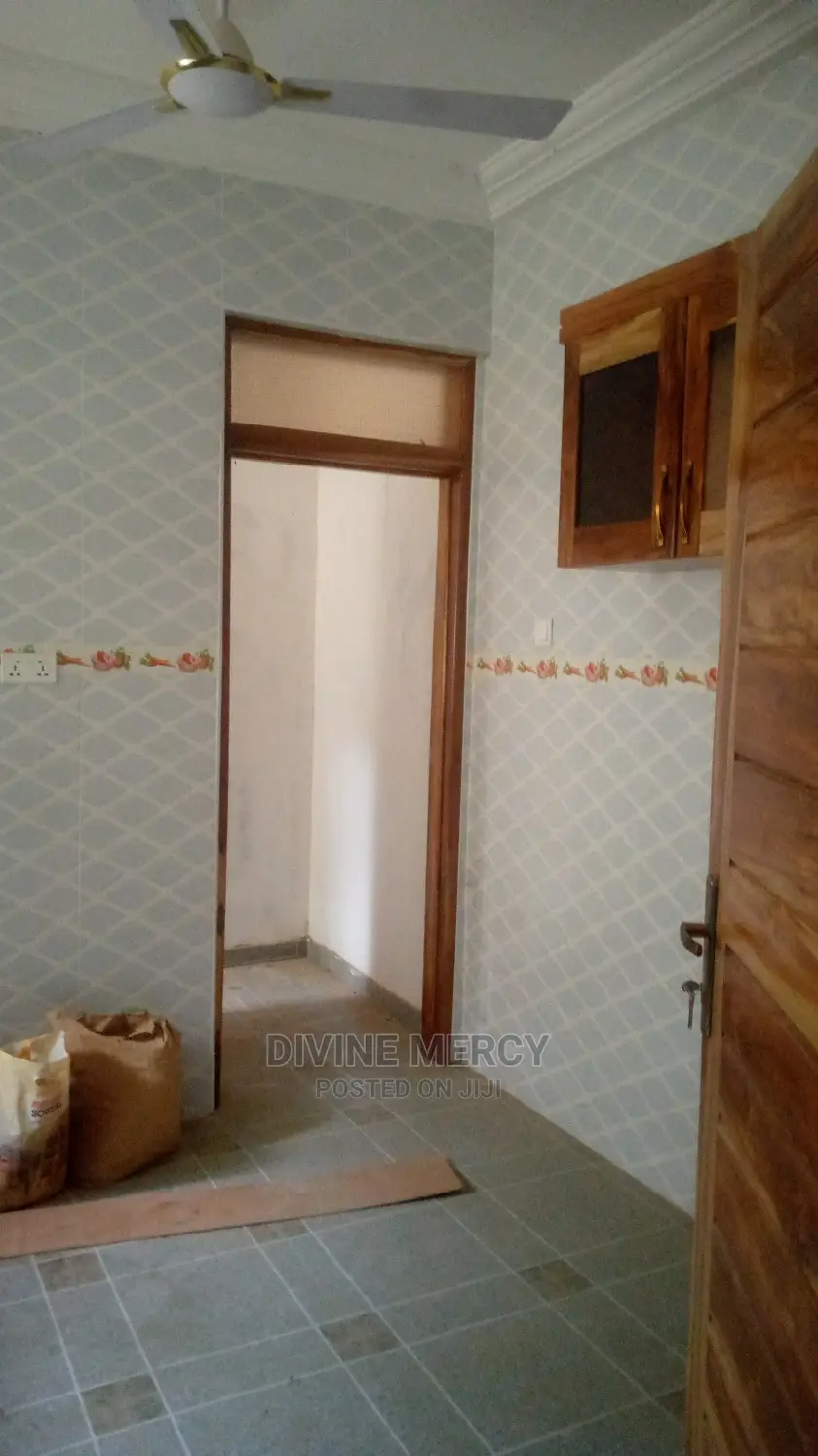 Furnished 3bdrm Apartment in Divine Mercy Agency, Kasoa for rent