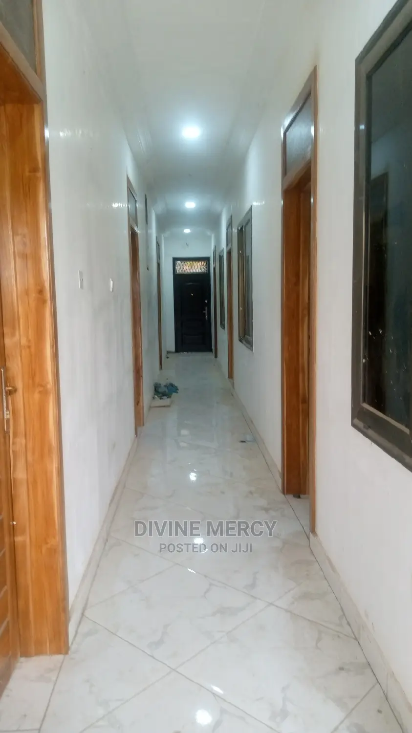 Furnished 3bdrm Apartment in Divine Mercy Agency, Kasoa for rent