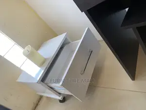 Nice White Side Drawer For Sell With Free Delivery