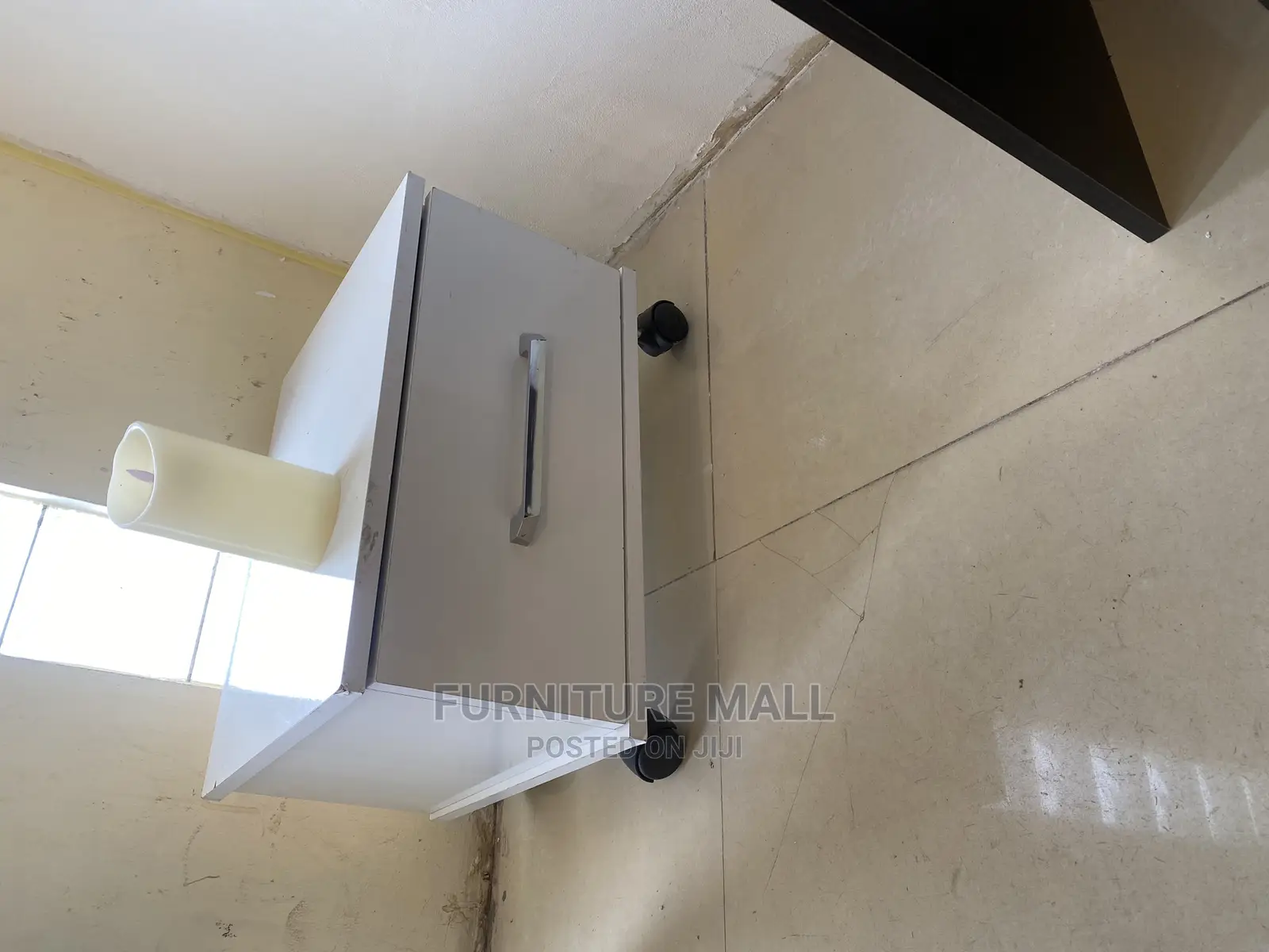 Nice White Side Drawer For Sell With Free Delivery