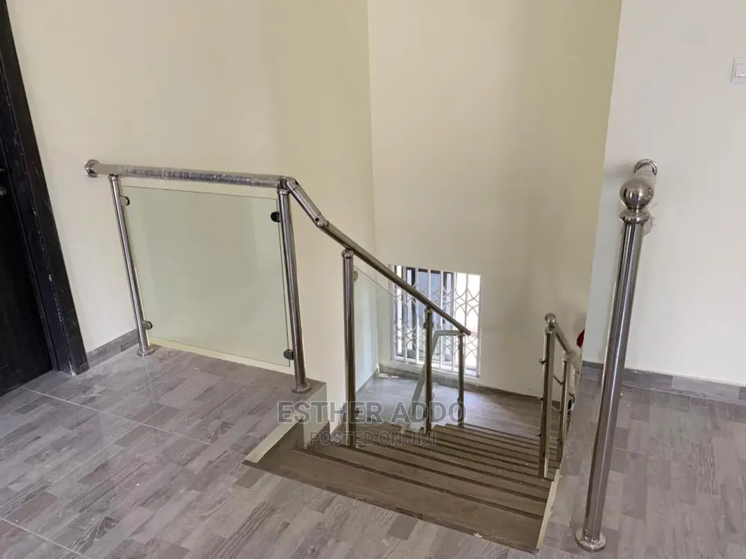 4bdrm House in East Legon for sale