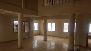 Furnished 6bdrm Mansion in B2 Properties, Kumasi Metropolitan for sale