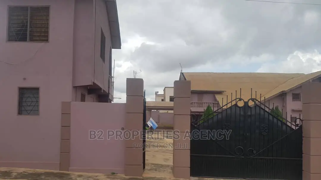 Furnished 6bdrm Mansion in B2 Properties, Kumasi Metropolitan for sale