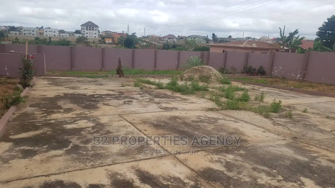 Furnished 6bdrm Mansion in B2 Properties, Kumasi Metropolitan for sale