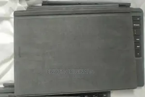 Microsoft Surface Pro 4 to Pro 7 Keyboard Type Cover Used