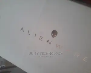 New Laptop Dell Alienware M17 R5 16GB AMD Ryzen SSD 512GB