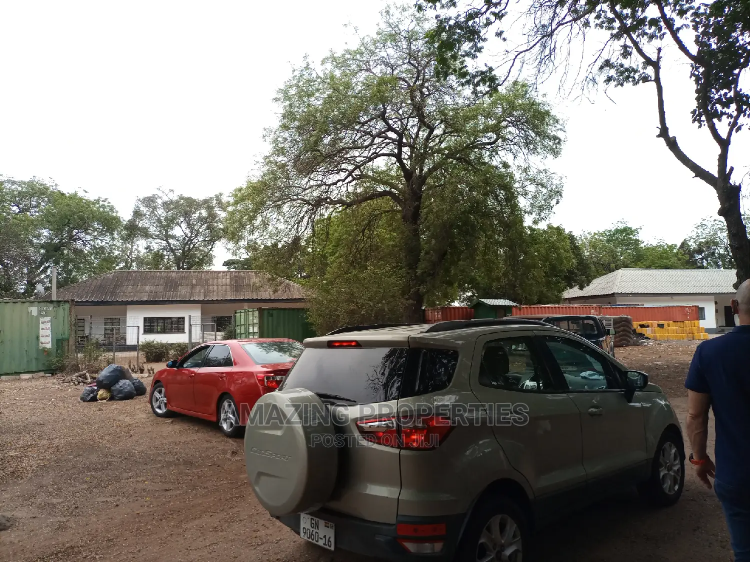 2acres of Land at Canadian Embassy