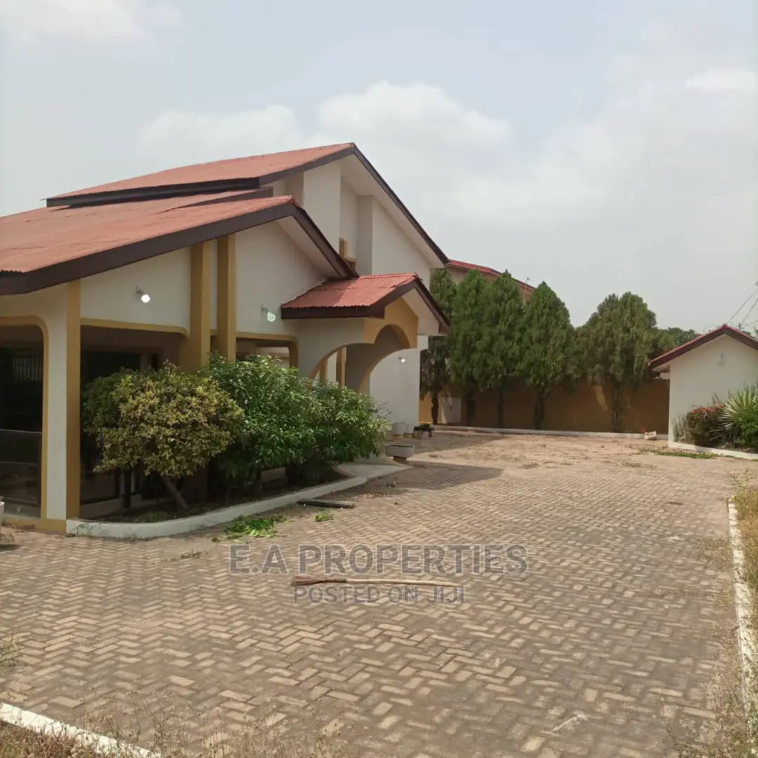 4bdrm House in E a Properties, New Legon for Rent