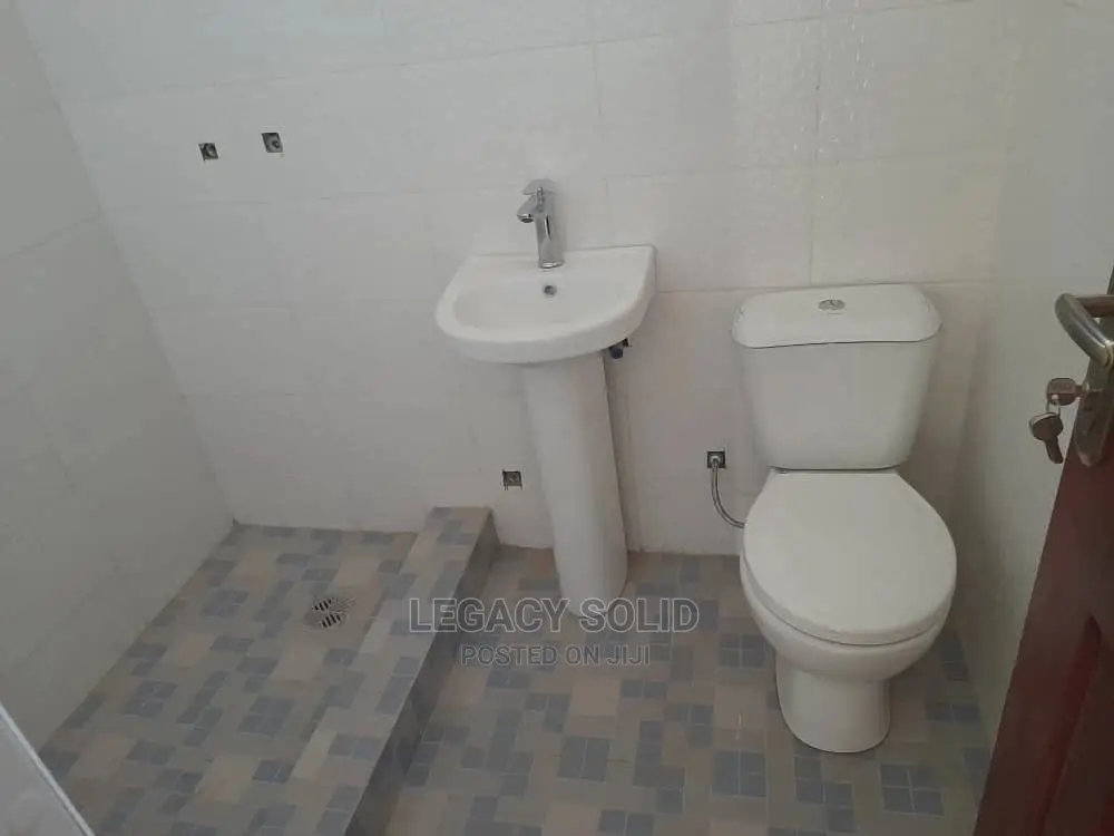 1bdrm Apartment in Legacy Solid Real, Teshie for rent