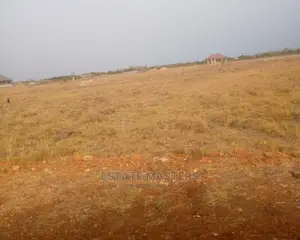 Amenable Lands for Sale Within a Serene Atmosphere.