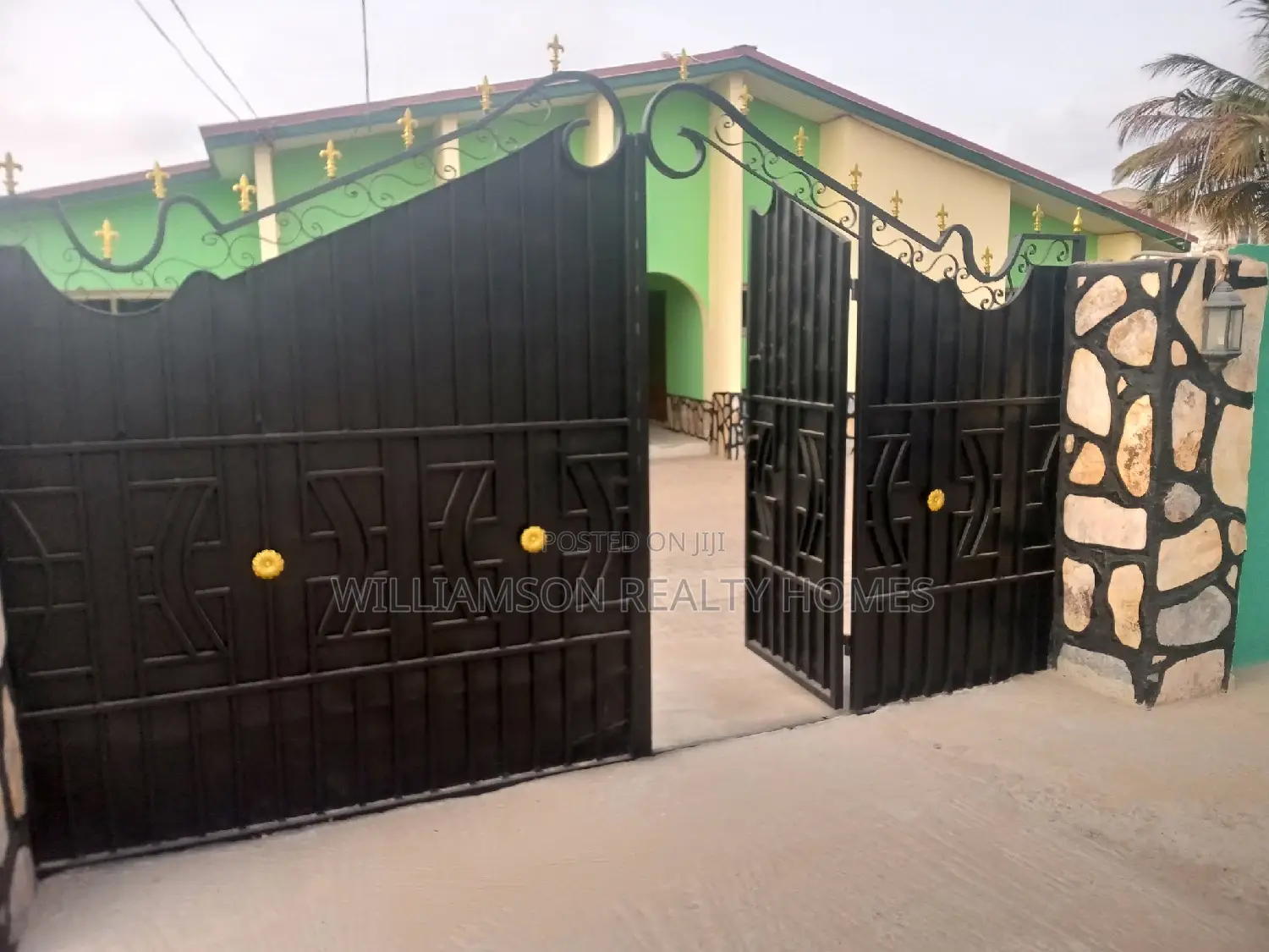 3bdrm House in Around Devtraco, Spintex for rent