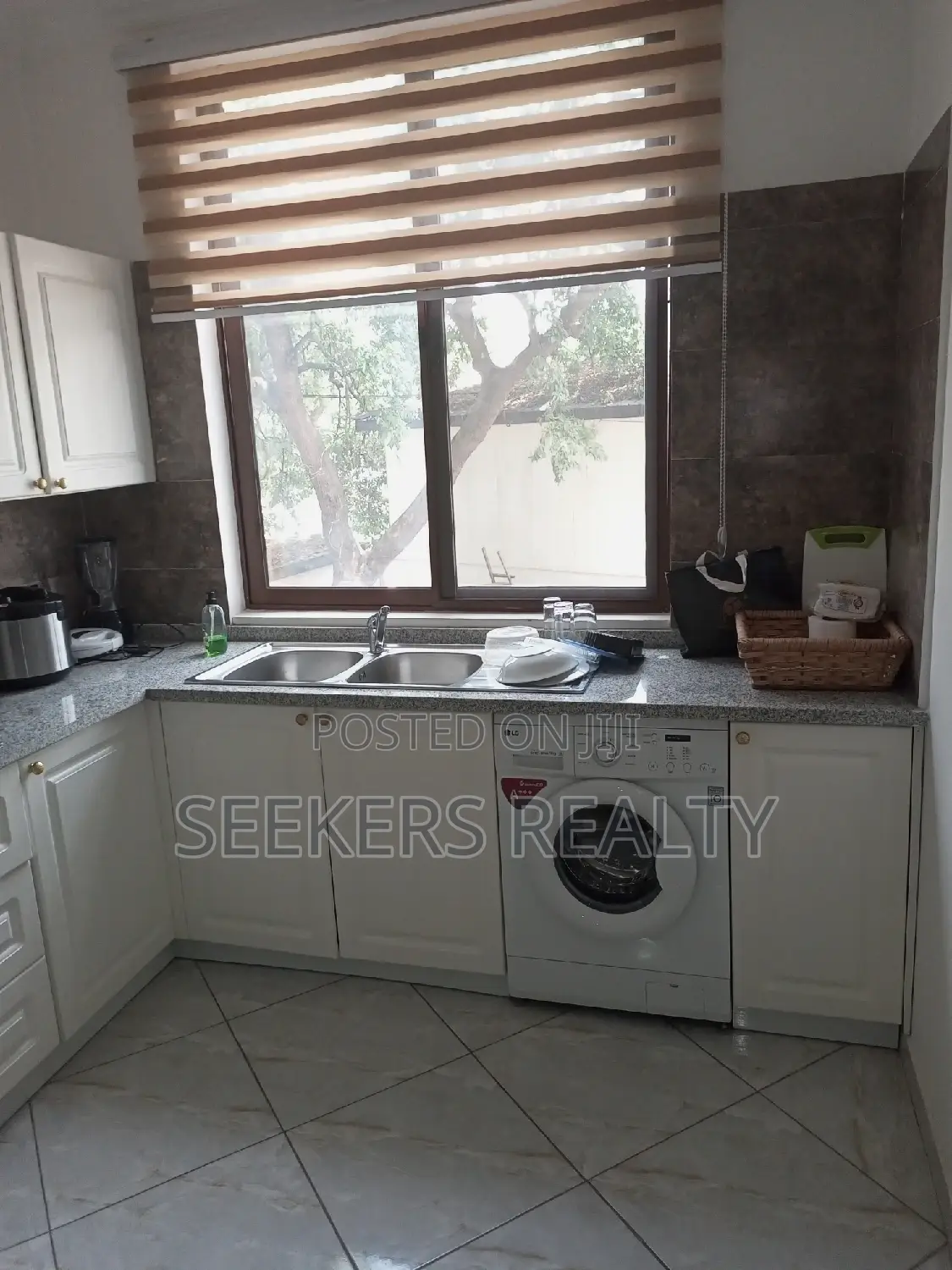 Furnished 2bdrm Apartment in Seekers Realty, Osu for sale