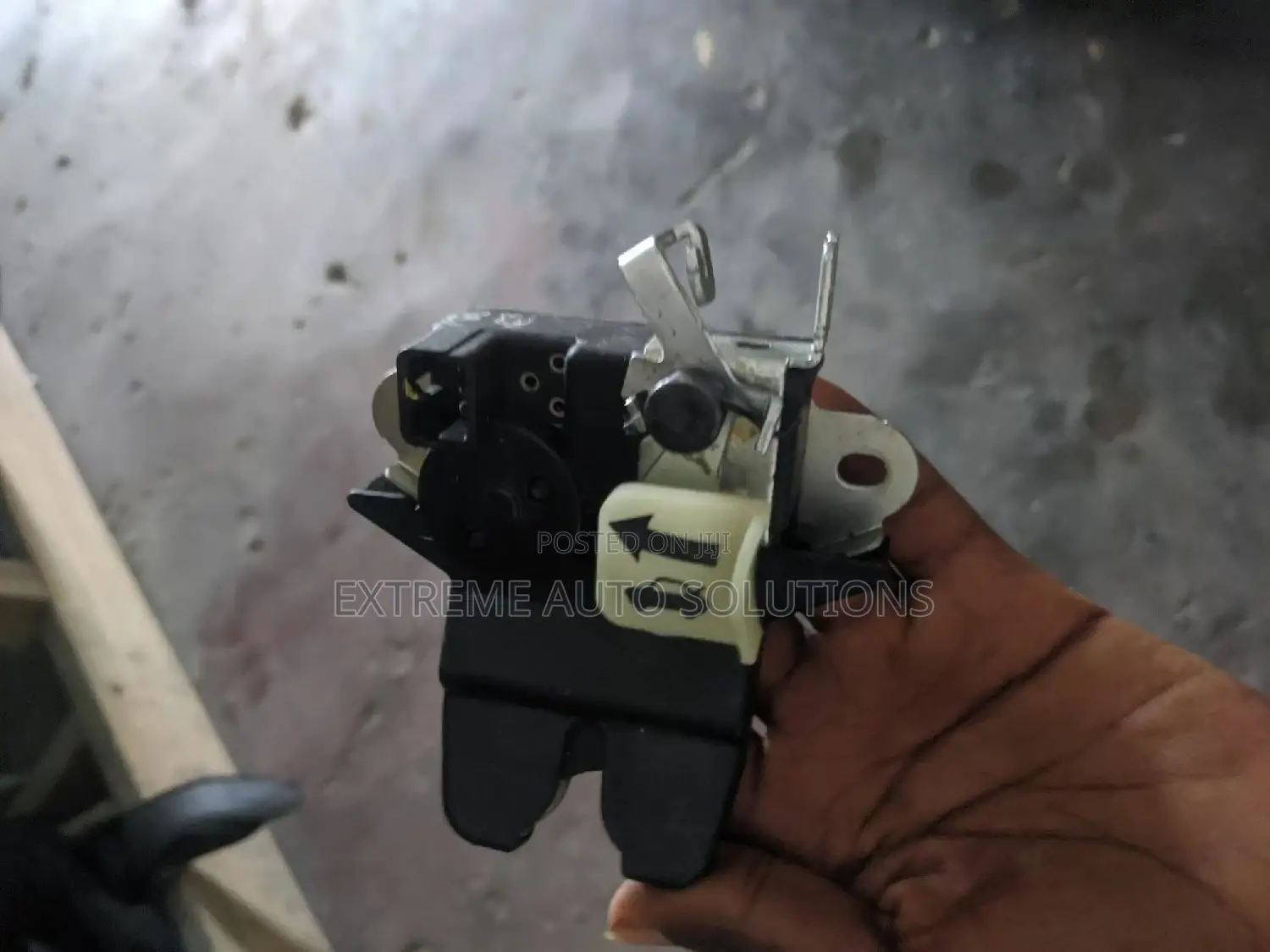 Elantra 2011 - 2016 Boot Lock