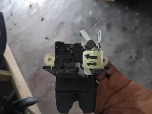 Elantra 2011 - 2016 Boot Lock