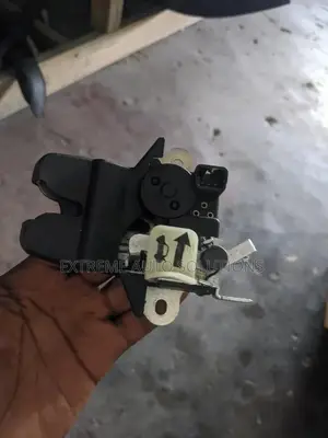 Elantra 2011 - 2016 Boot Lock