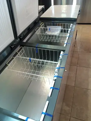 Aucma 818litters Three Doors Freezer