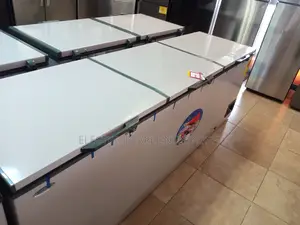 Aucma 818litters Three Doors Freezer