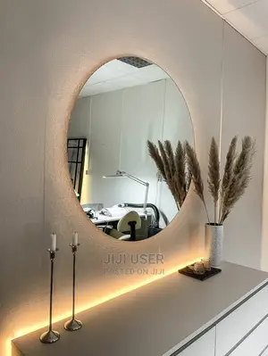Round Mirrors
