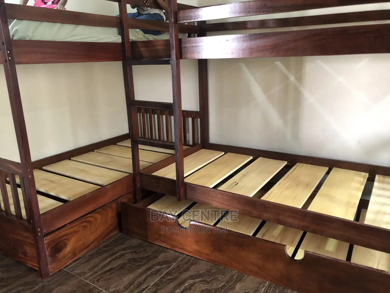 Brown Stained 5-in-1 With One Pullout Storage Drawer