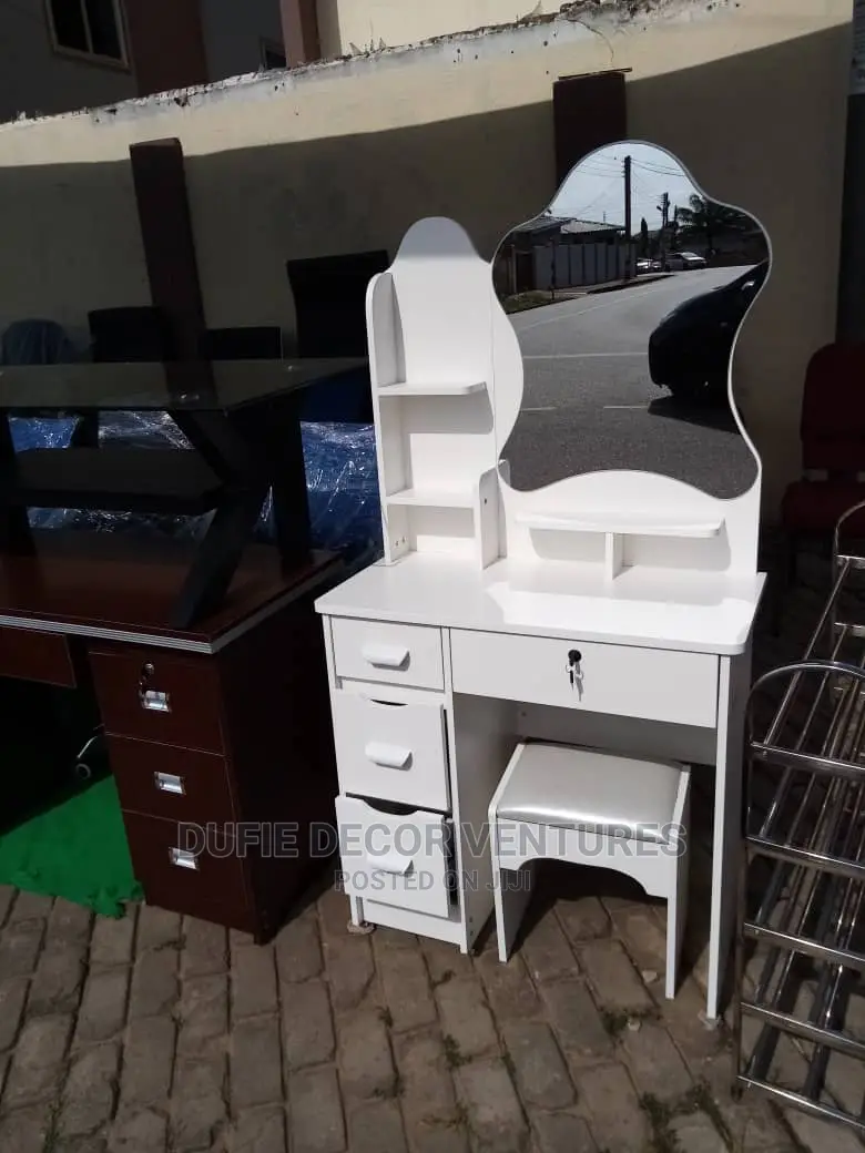 Wooden Dressing Mirrior