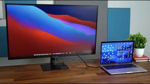 Sumsung M7 Smart 32 Inch 4K Monitor