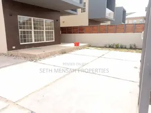 Furnished 4bdrm House in 4 Bedroom House For, Adjiriganor for Sale