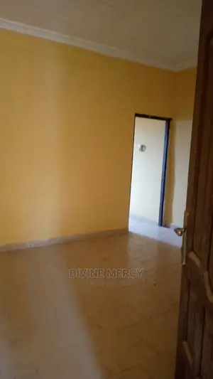 1bdrm Apartment in Divine Mercy Agency, Kasoa for rent
