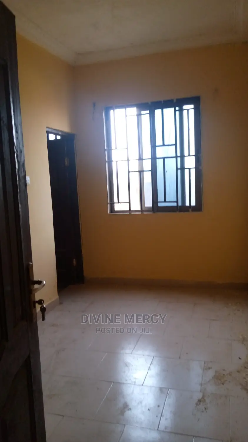 1bdrm Apartment in Divine Mercy Agency, Kasoa for rent