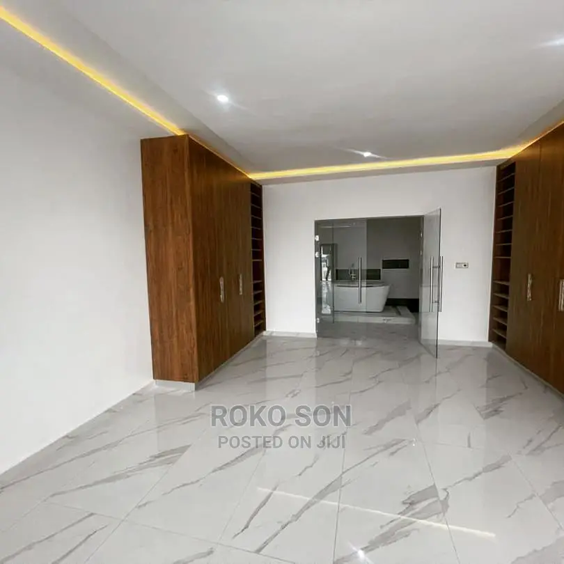 4bdrm Duplex in Dr Roko, East Legon for sale