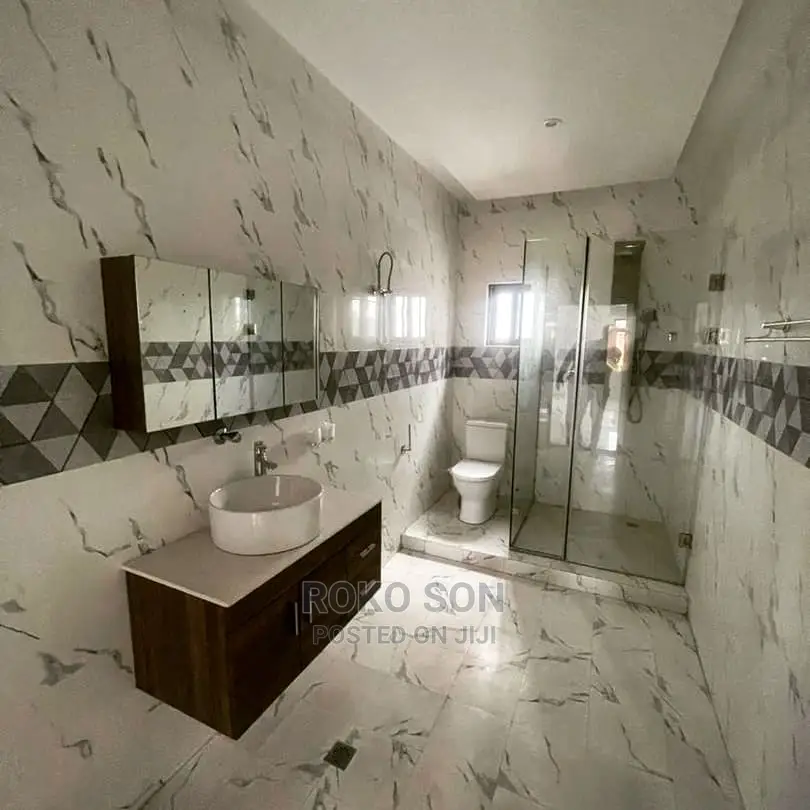 4bdrm Duplex in Dr Roko, East Legon for sale