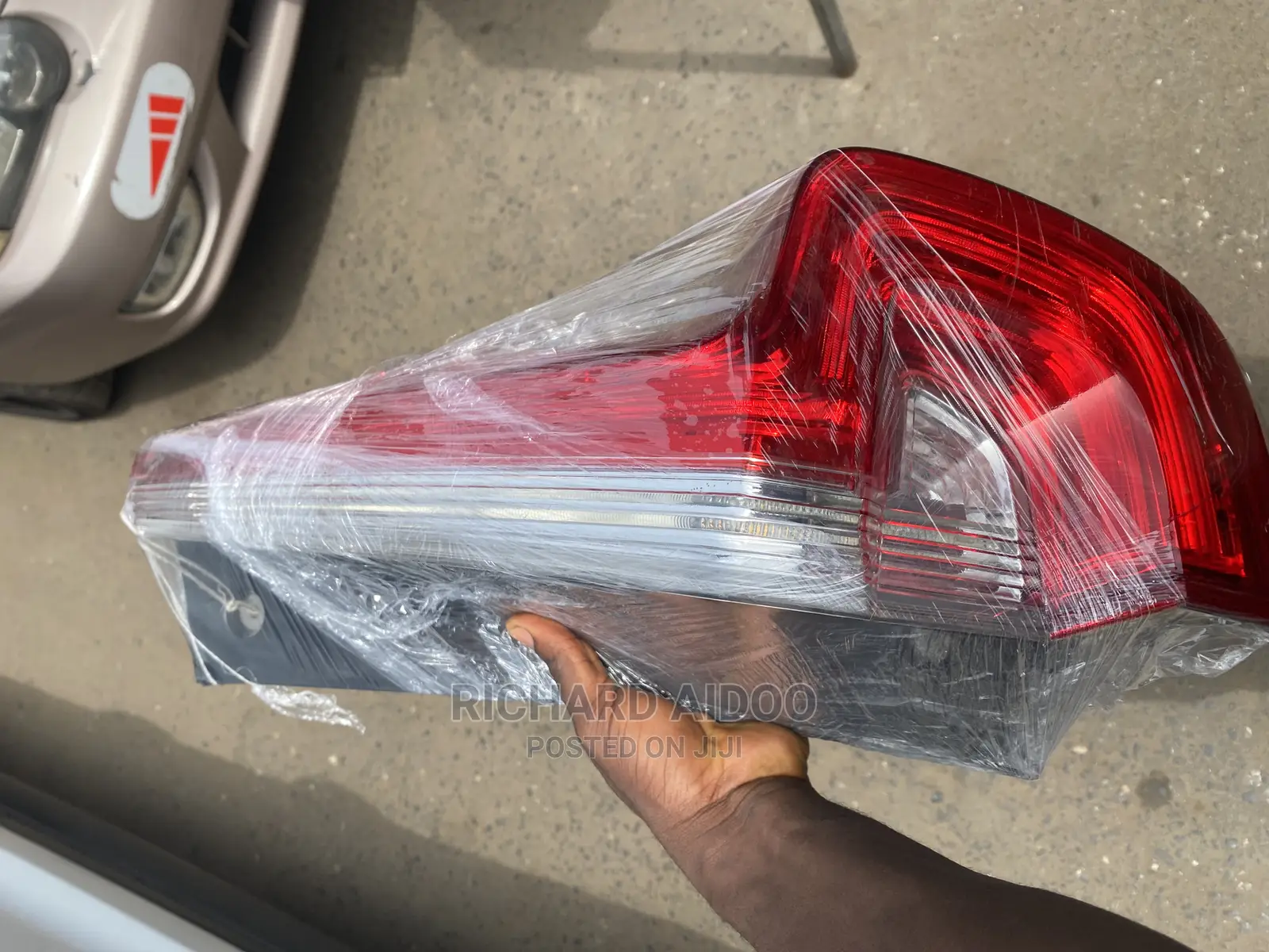 Honda CRV 2018 Taillight Available