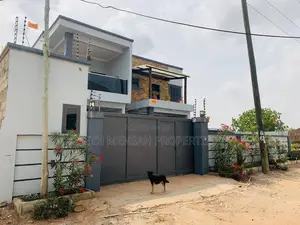 Furnished 5bdrm House in 5 Bedroom House For, Adjiriganor for Sale