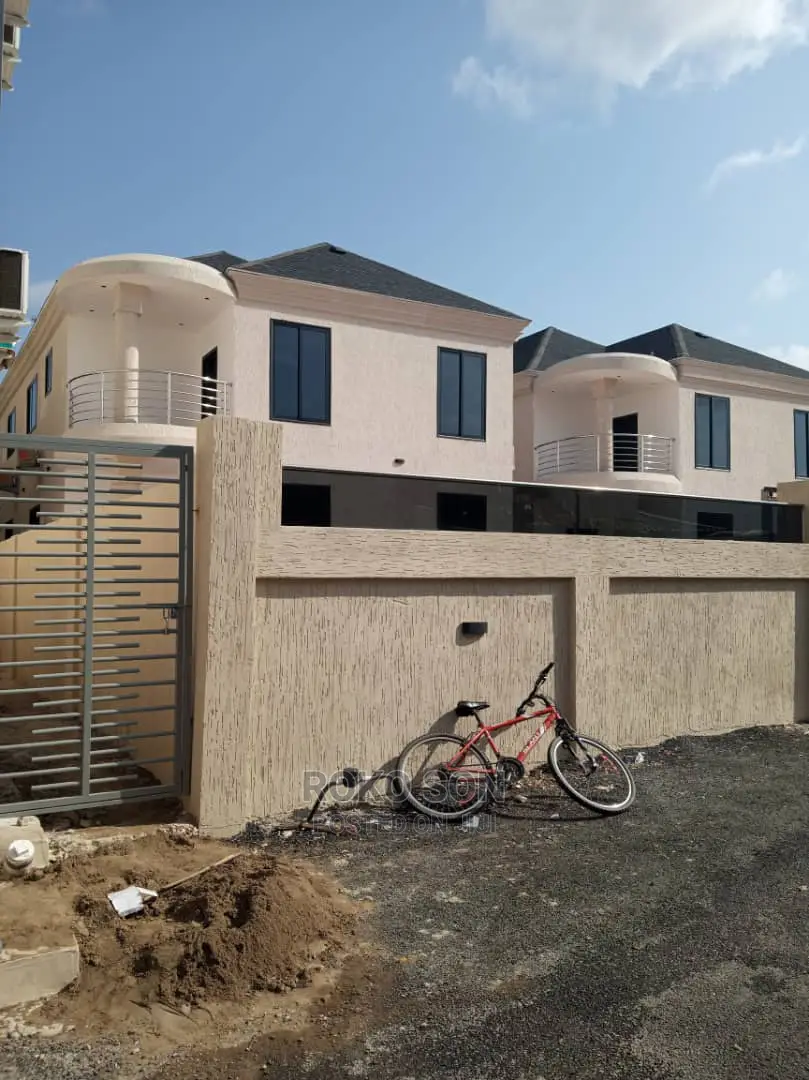 4bdrm Duplex in Dr Roko, East Legon for Sale