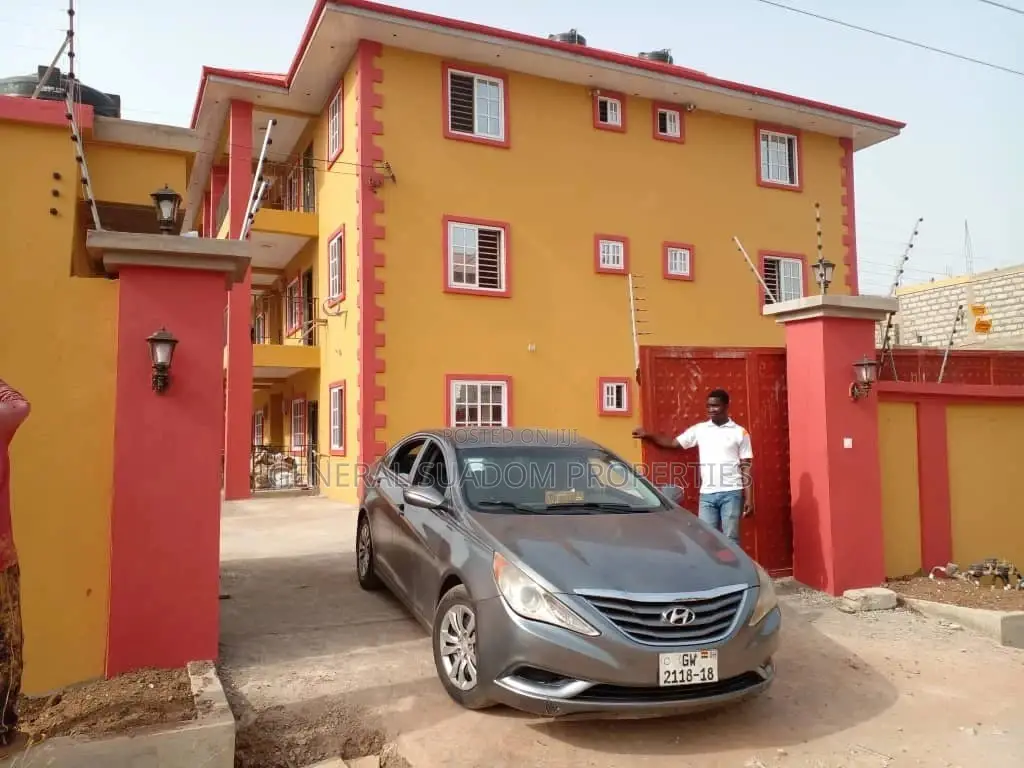 2bdrm Apartment in Suadom Properties, Baatsona Total for rent