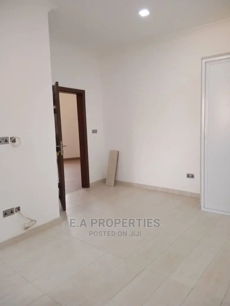 2bdrm Apartment in E a Properties, Ability for Rent