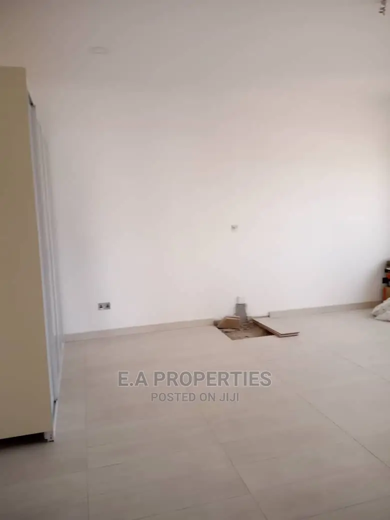 2bdrm Apartment in E a Properties, Ability for Rent