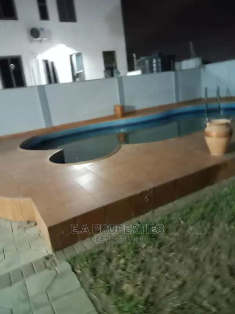 4bdrm Mansion in E a Properties, Ability for Rent