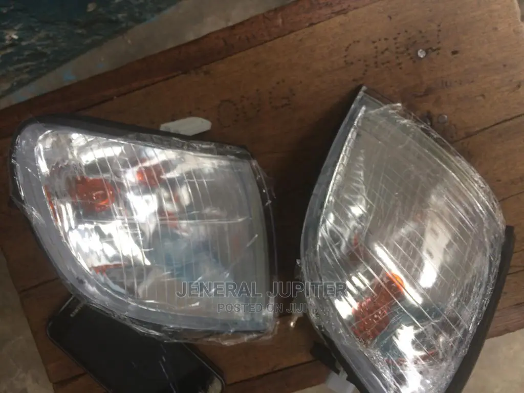 H200 Trafficator Light Pair .