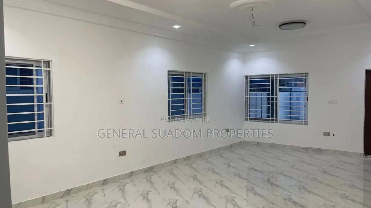 3bdrm House in Suadom Properties, Baatsona Total for Rent