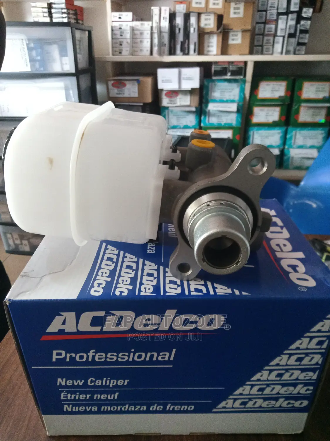 Original Acdelco Brake Pot/Master Cylinder From Usa. 18m2615