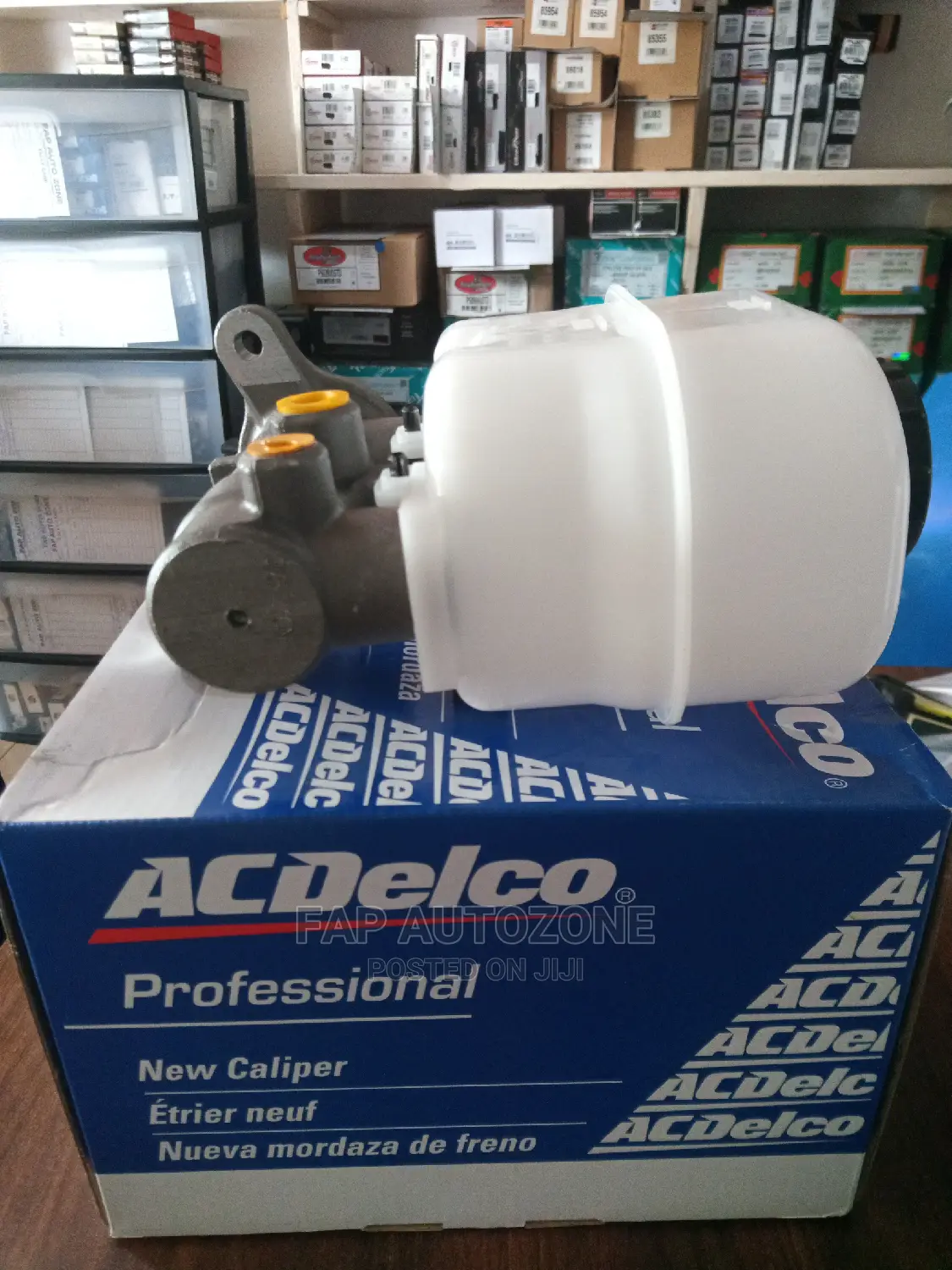 Original Acdelco Brake Pot/Master Cylinder From Usa. 18m2615
