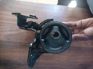 Original Westar Transmission Mount From USA. EM4117