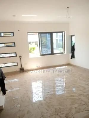 4bdrm Mansion in Around Devtraco, Spintex for Sale