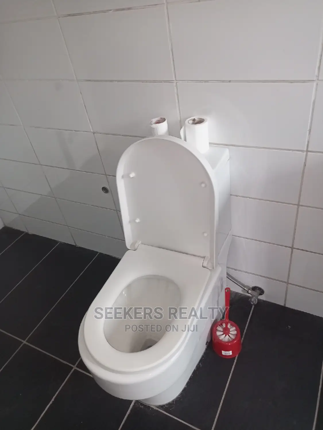 3bdrm Apartment in Seekers Realty, Cantonments for rent