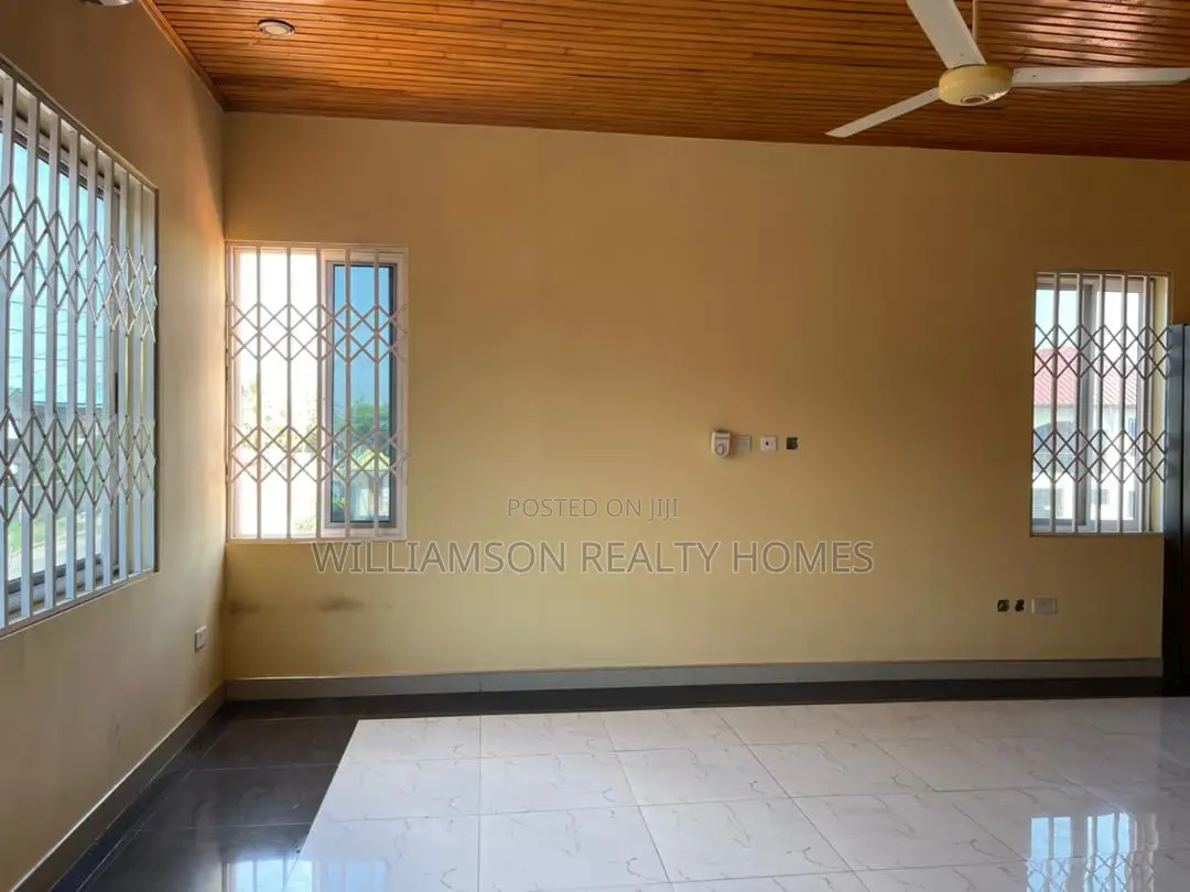 Furnished 8bdrm Mansion in Hfc Estate, Spintex for Sale