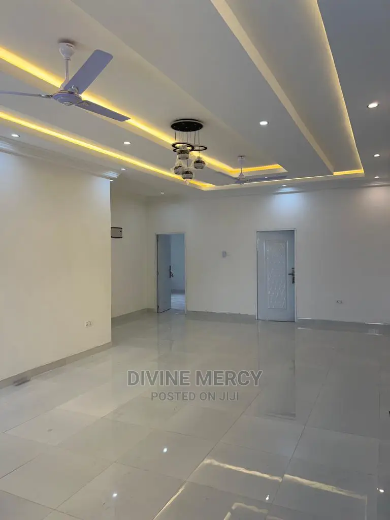 3bdrm Bungalow in Divine Mercy Agency, Kasoa for sale