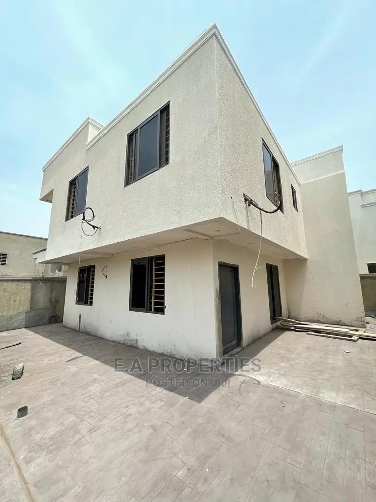3bdrm House in E a Properties, Villa Victoria Hotel for Sale