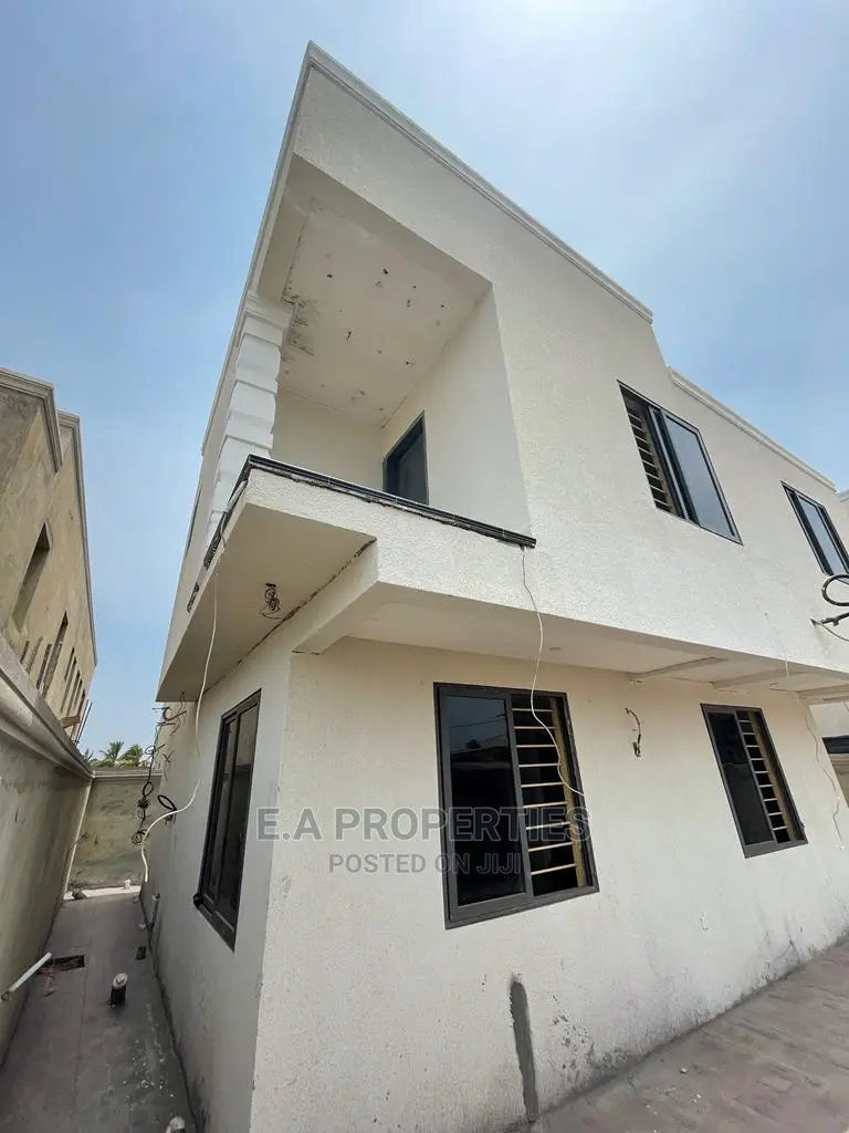 3bdrm House in E a Properties, Villa Victoria Hotel for Sale
