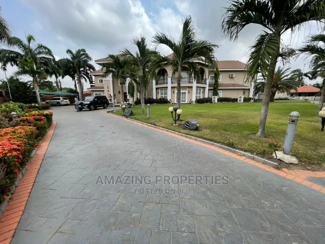 5bdrm House in East Legon Trassacco for sale